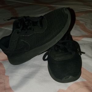 Nike toddler shoes